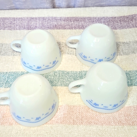 PYREX Floral Teacup Set - Picture 7 of 14